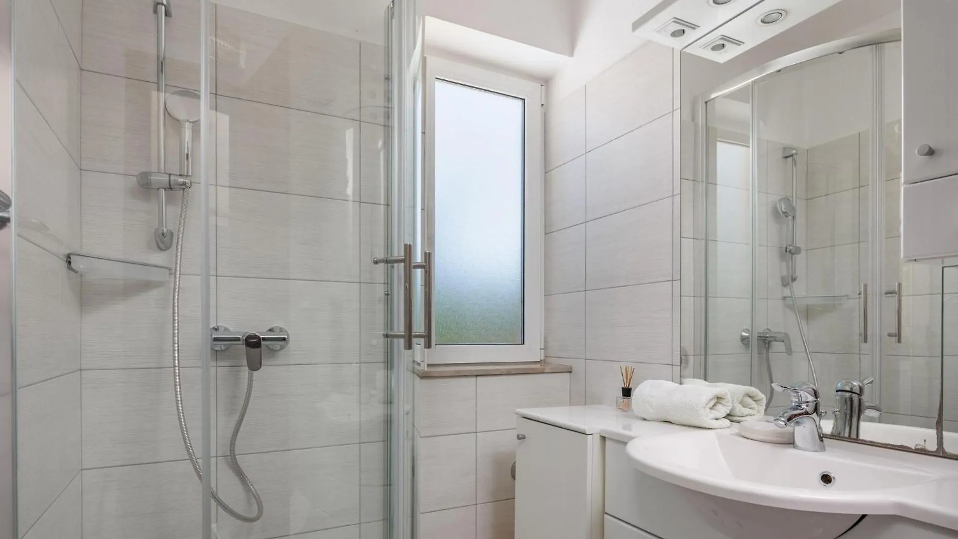 Countryside Villa In Polaca With Private Pool