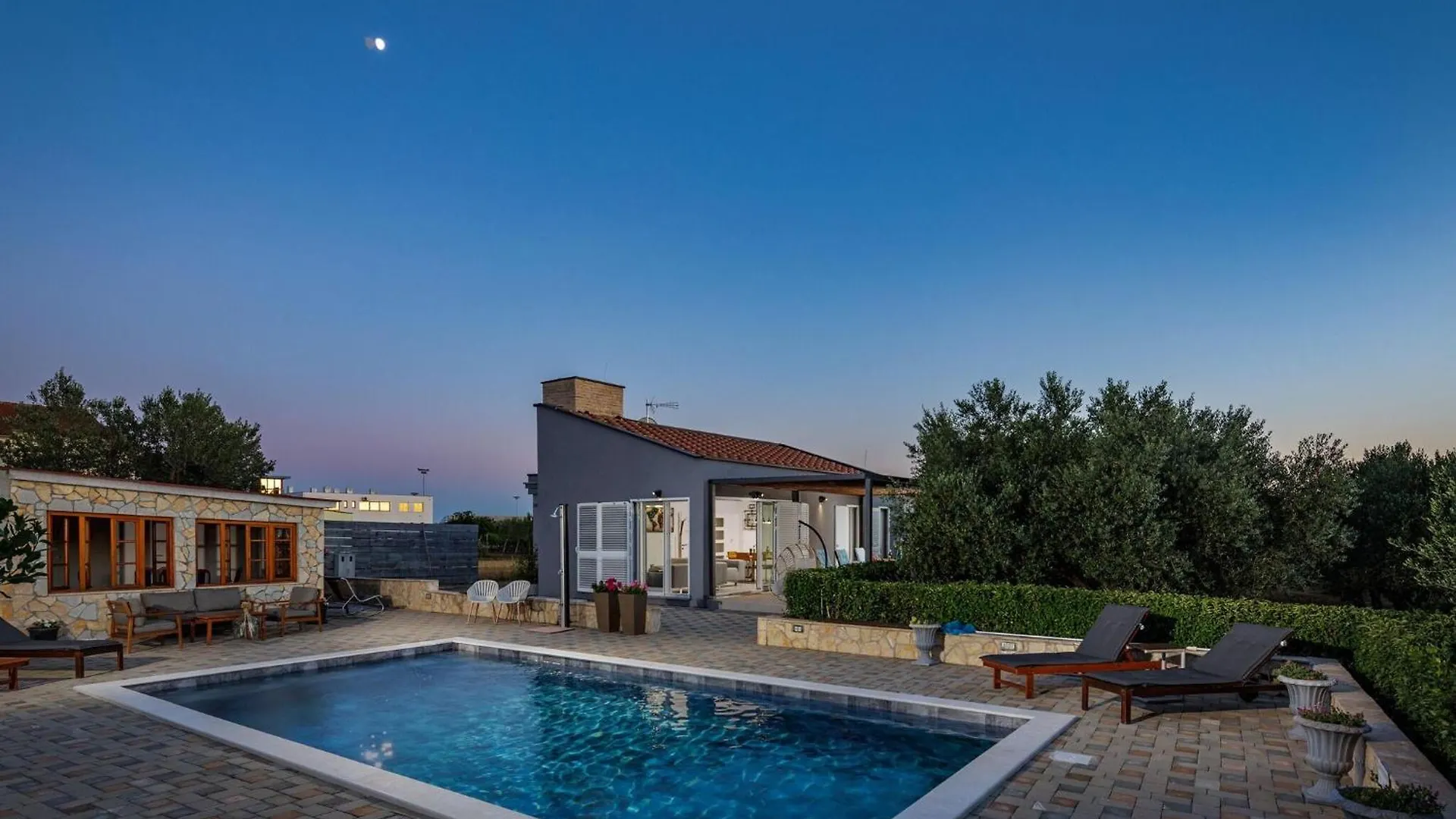 Countryside Villa In Polaca With Private Pool